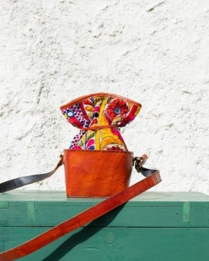 Gamthi potli handcrafted leather bag (square)