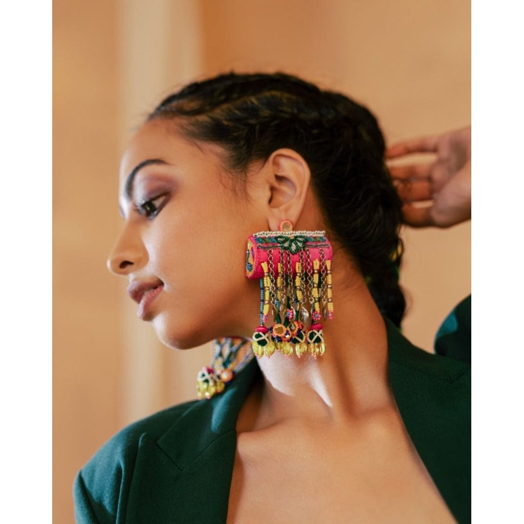 Baghha! Handmade traditional earrings