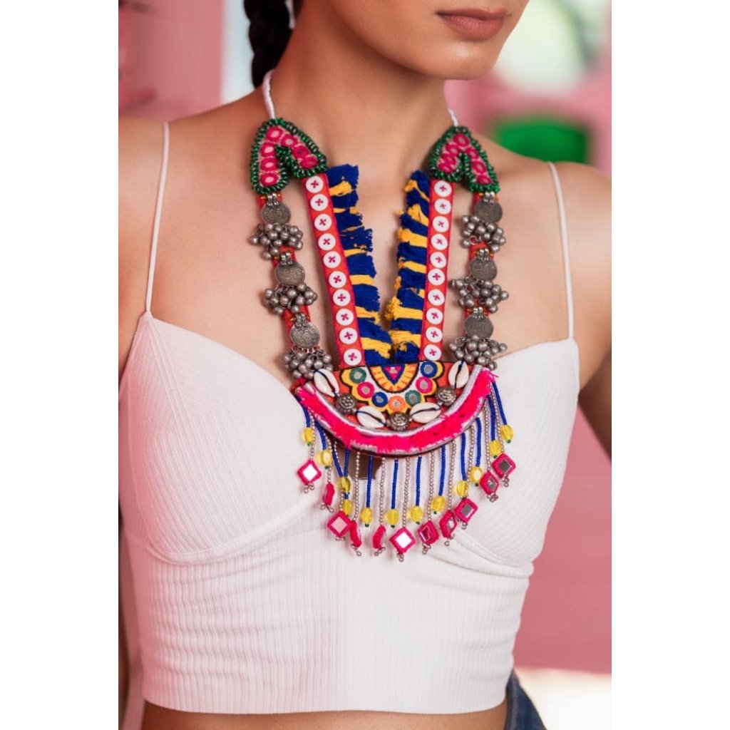 Lekker!! Handcrafted embroidered tr