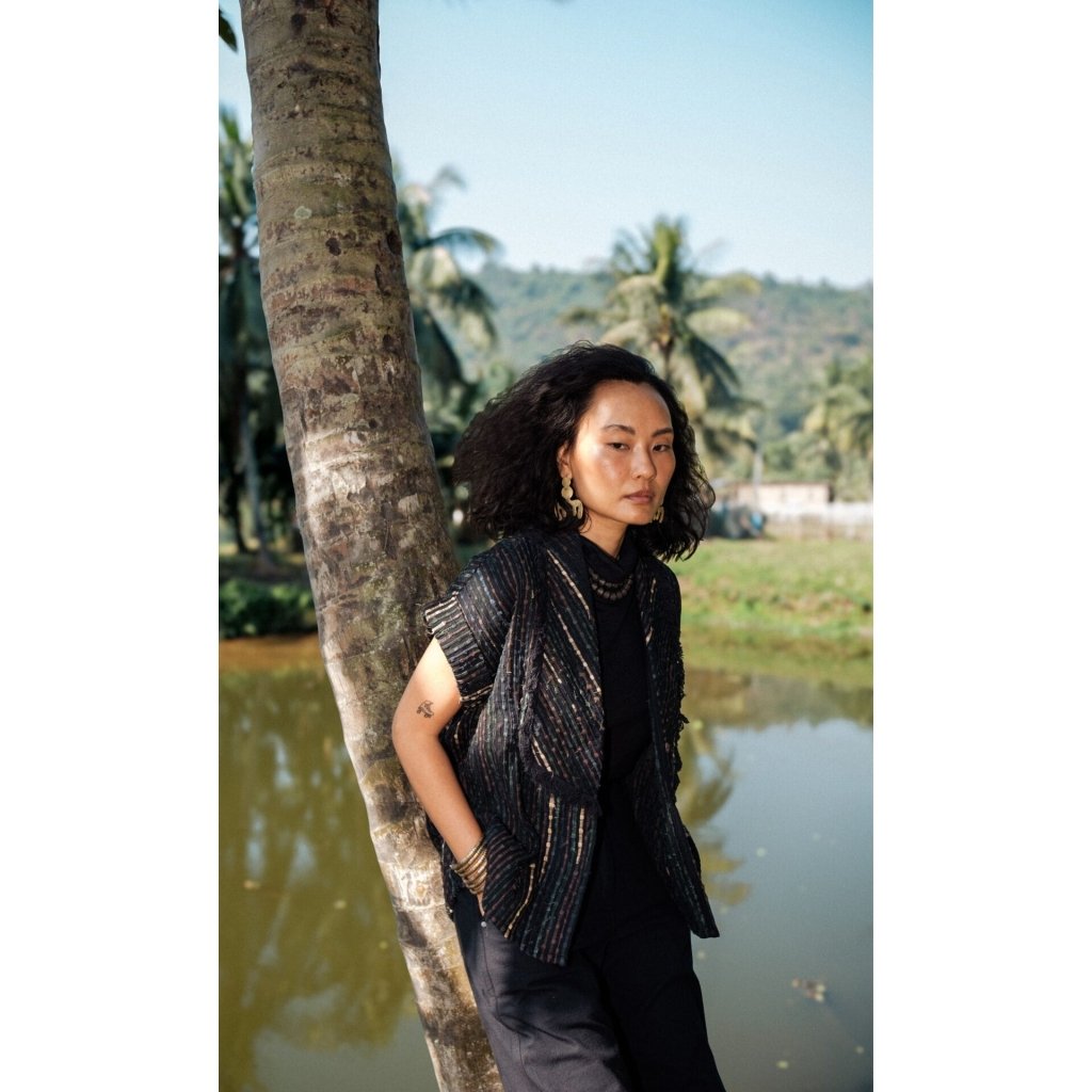 Handwoven Berlin Shawl Collar Top &