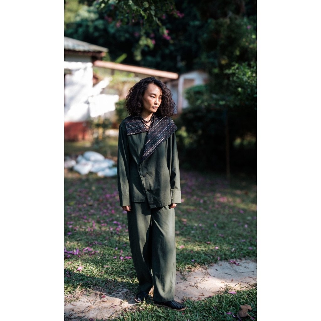 Handwoven Arrow collar shirt –