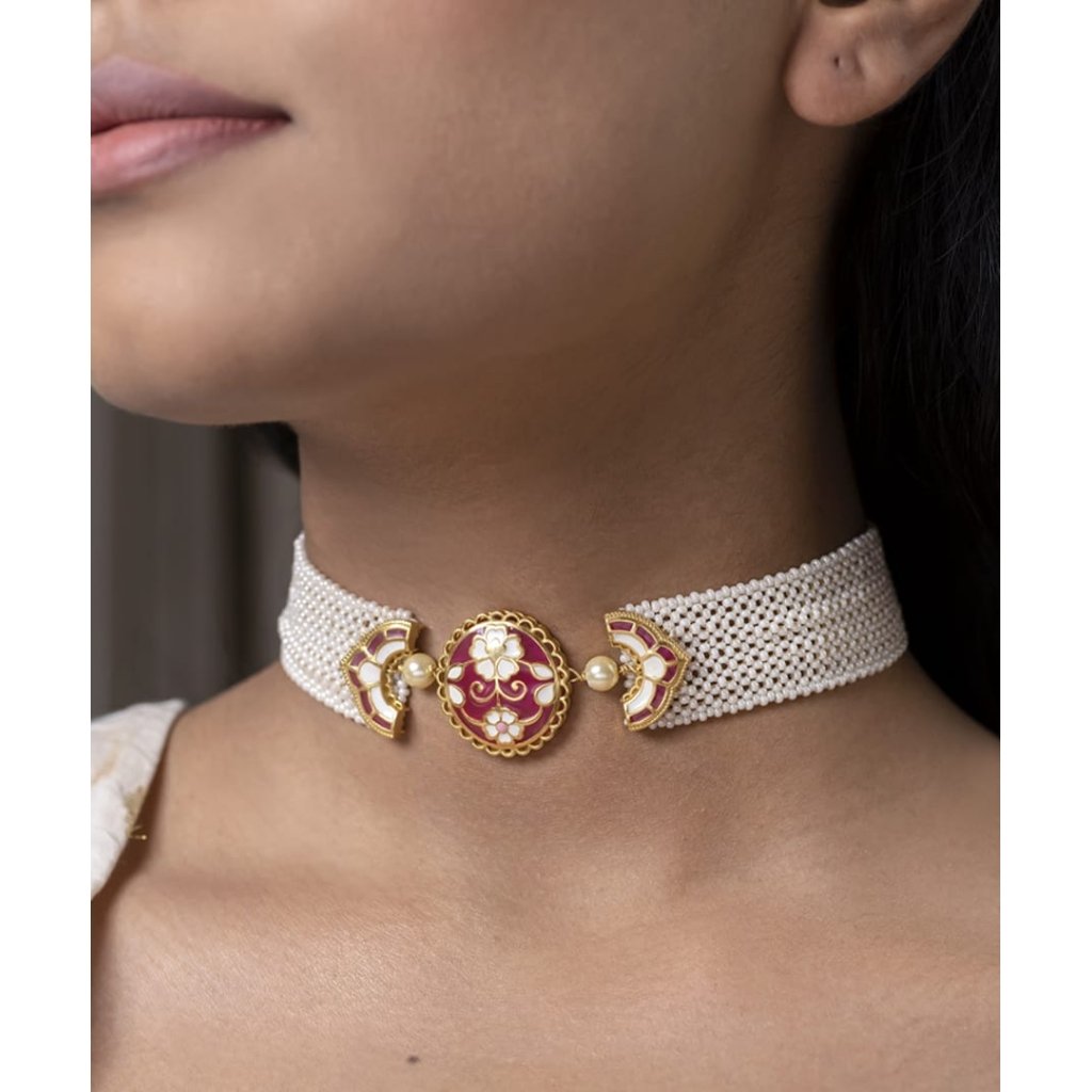Gulaabi Meher Choker