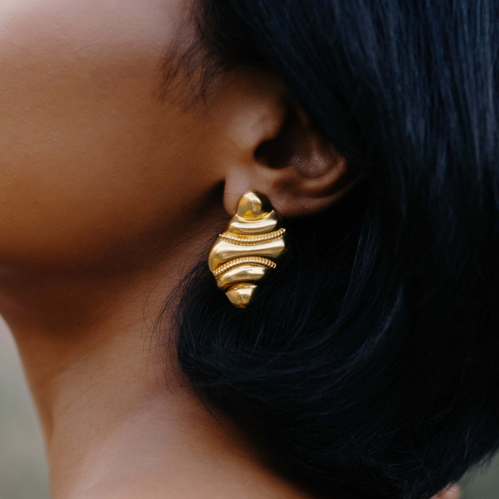 Retro Shell Earrings for Women and Girls - Rhomboid Geometric Drop Earrings, 22KT Real Gold Plating on Premium Brass Alloy, Vintage-Inspired Statement Jewelry for Weddings, Parties, and Daily Wear