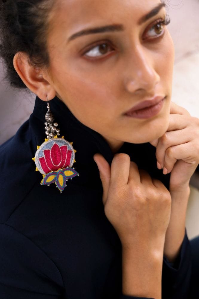 Gheli! Handmade traditional earring