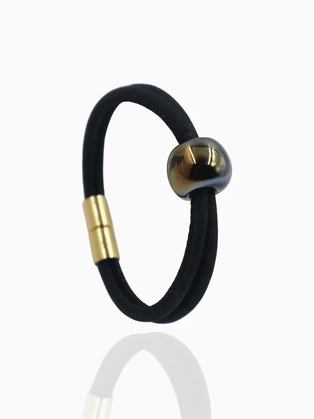 Ceramic Onyx Elegance in Cork Brace