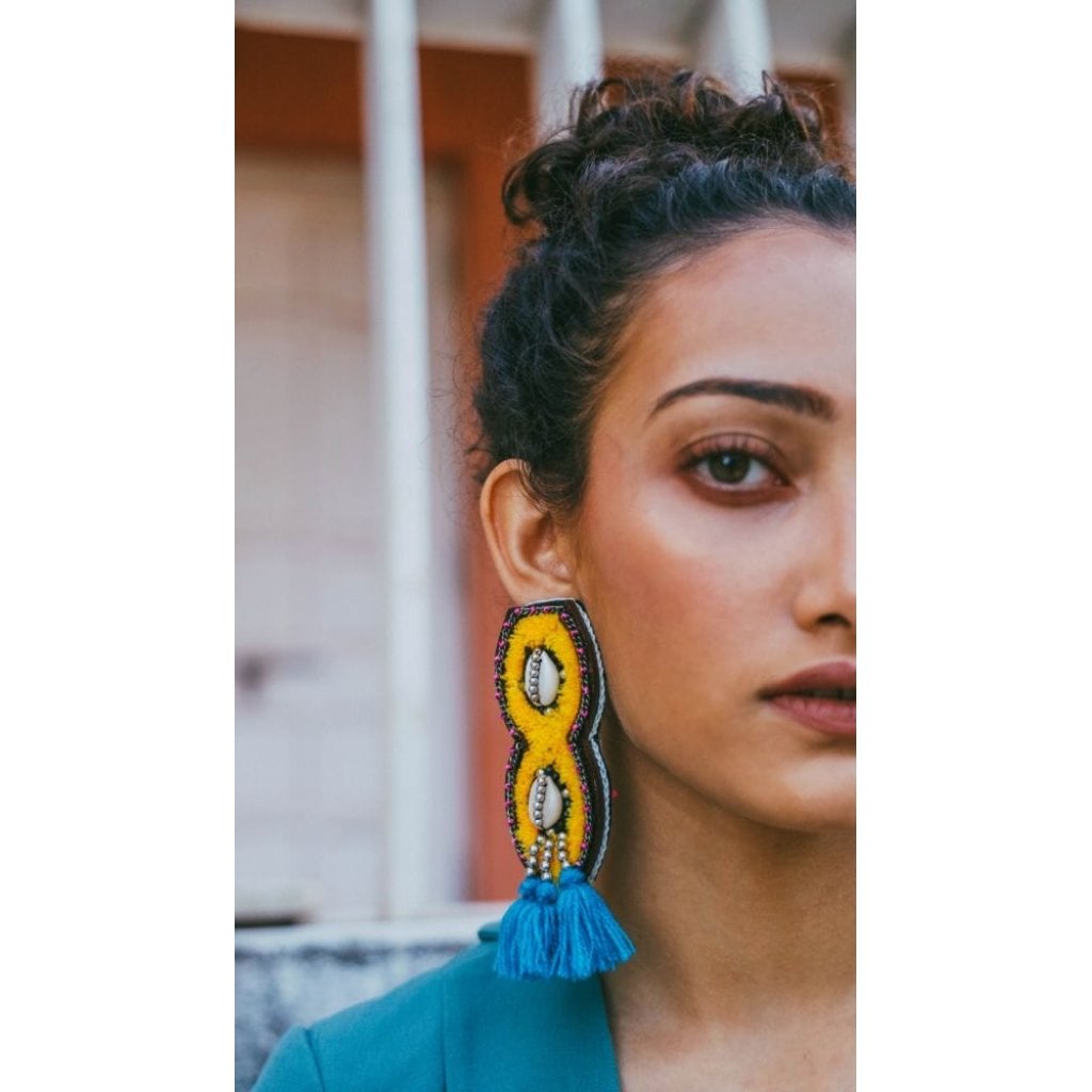 Vahli!! Handmade traditional earrin