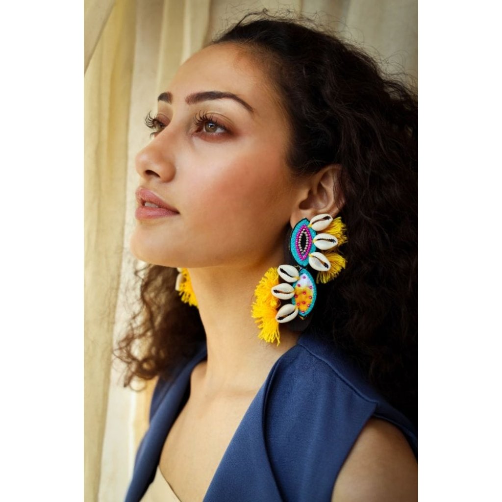 Dhingli! Handmade traditional earri