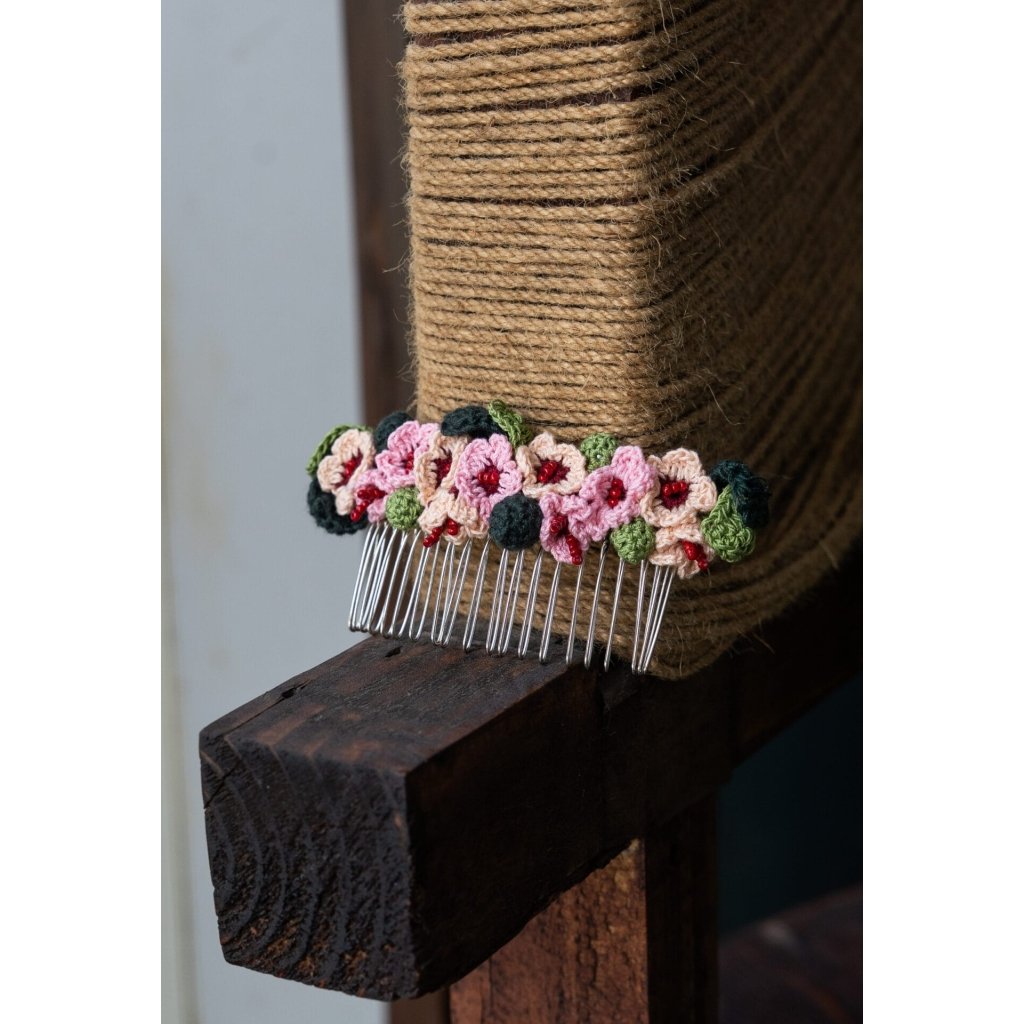 Pink and Peach Daisies Hair Comb