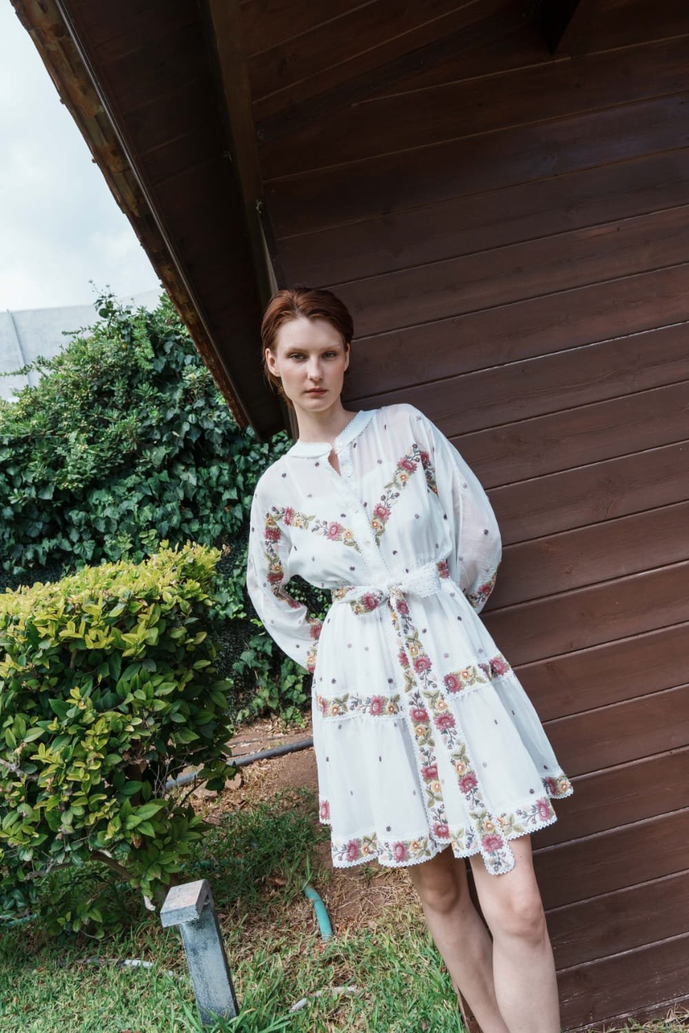 White mul floral embroidered tiered