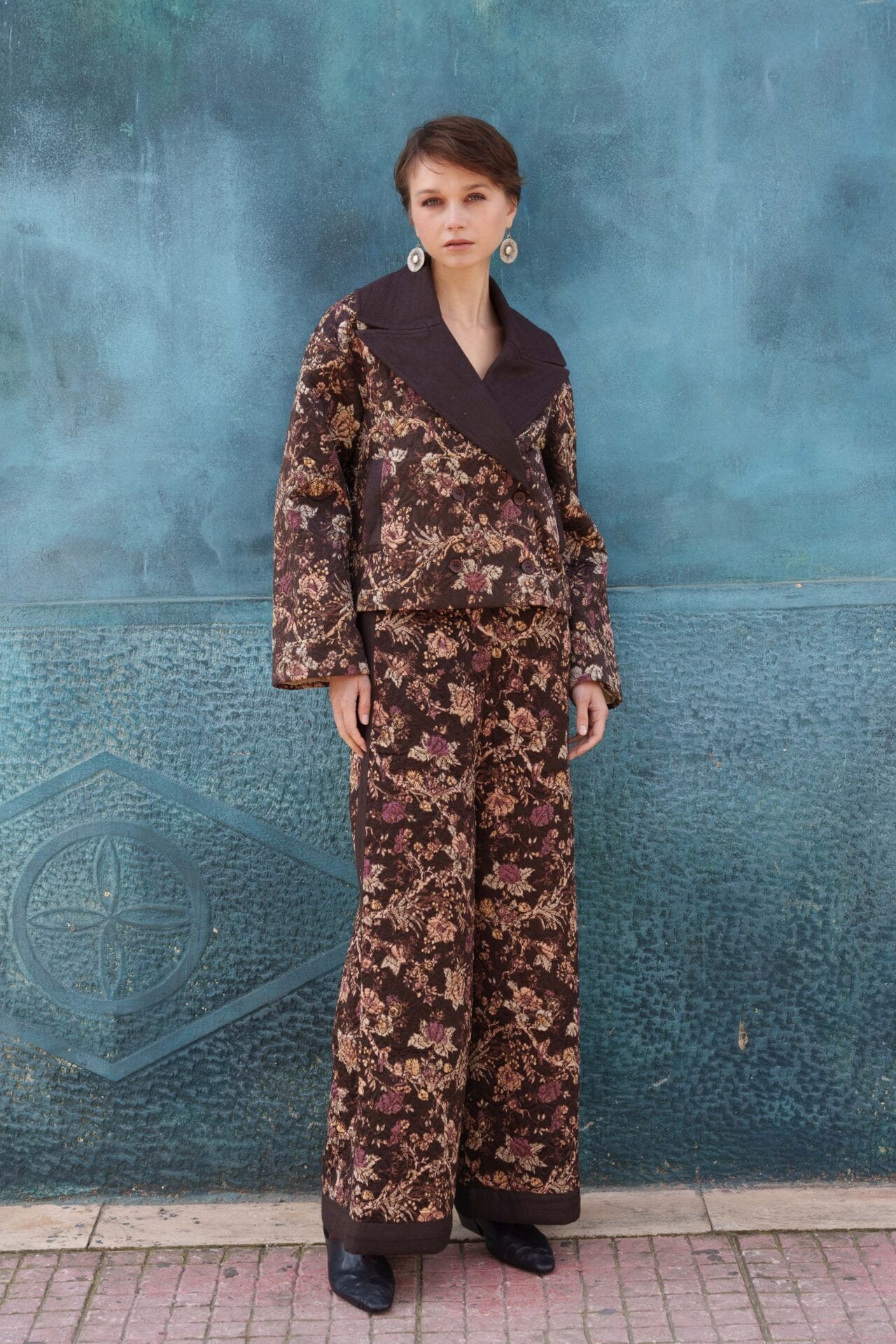 Brown satin chintz printed and quil