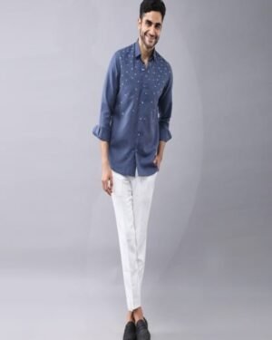 Animal Placement printed shirt.