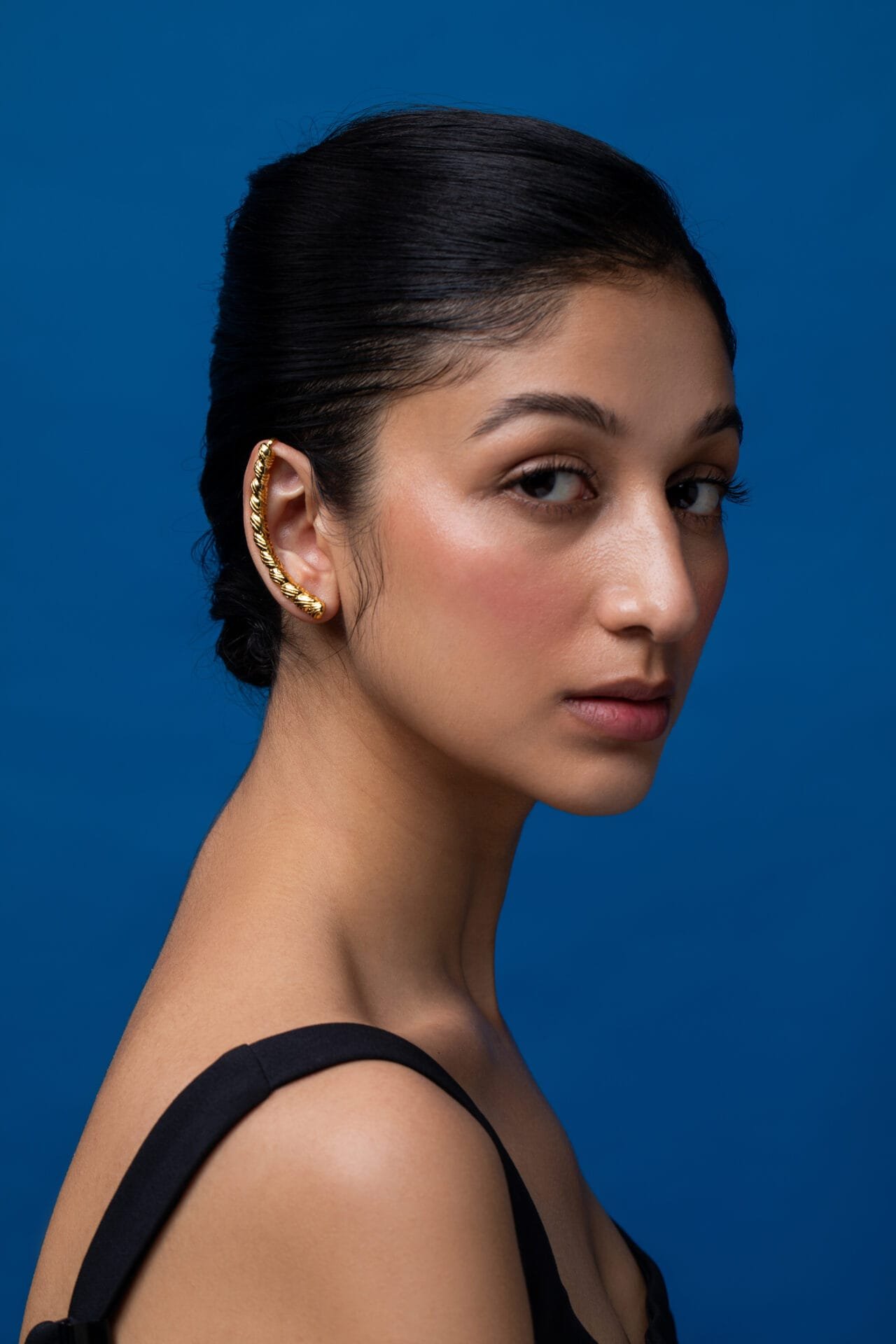 Golden Leaf Tendril Ear Cuff