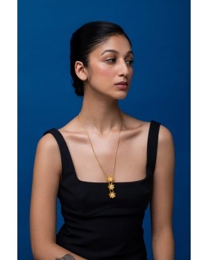 Pearly Golden Flower Triple Pendant Necklace