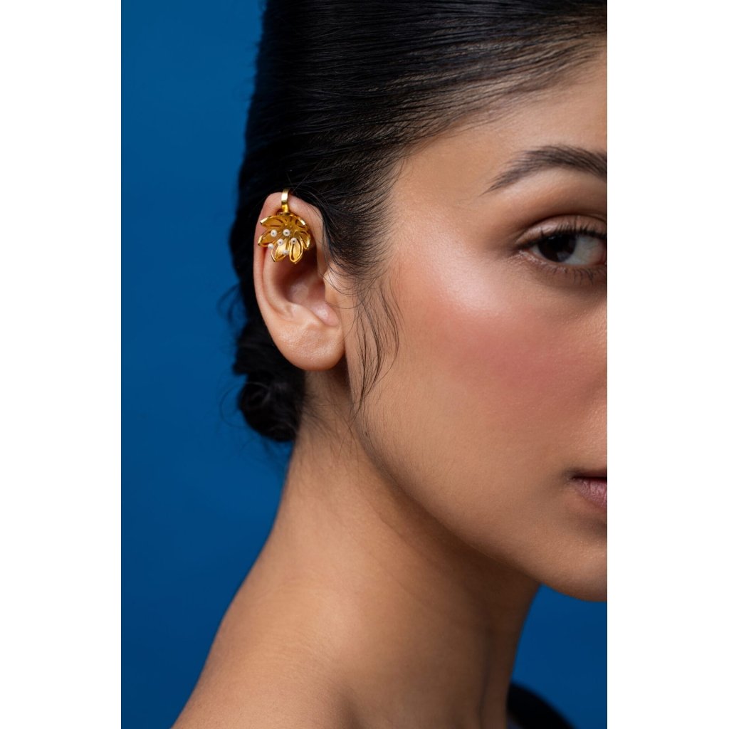 Pearly Golden Flower Bugadi